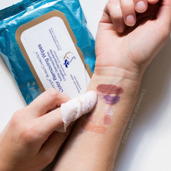 FOOOPS!® SENSECOSMETICS® COLOR REMOVING WIPES - Picture 5 of 5